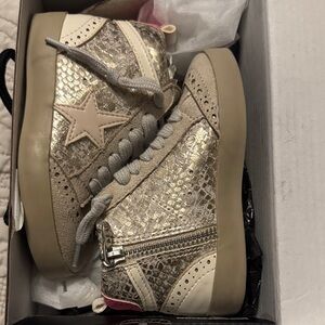 ShuShop Metallic Star Sneakers